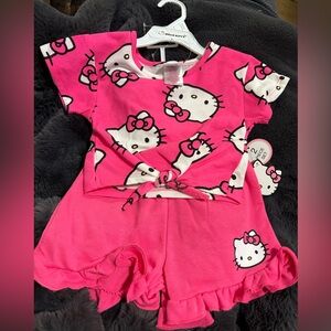 Hello Kitty short  Set 3T NWT